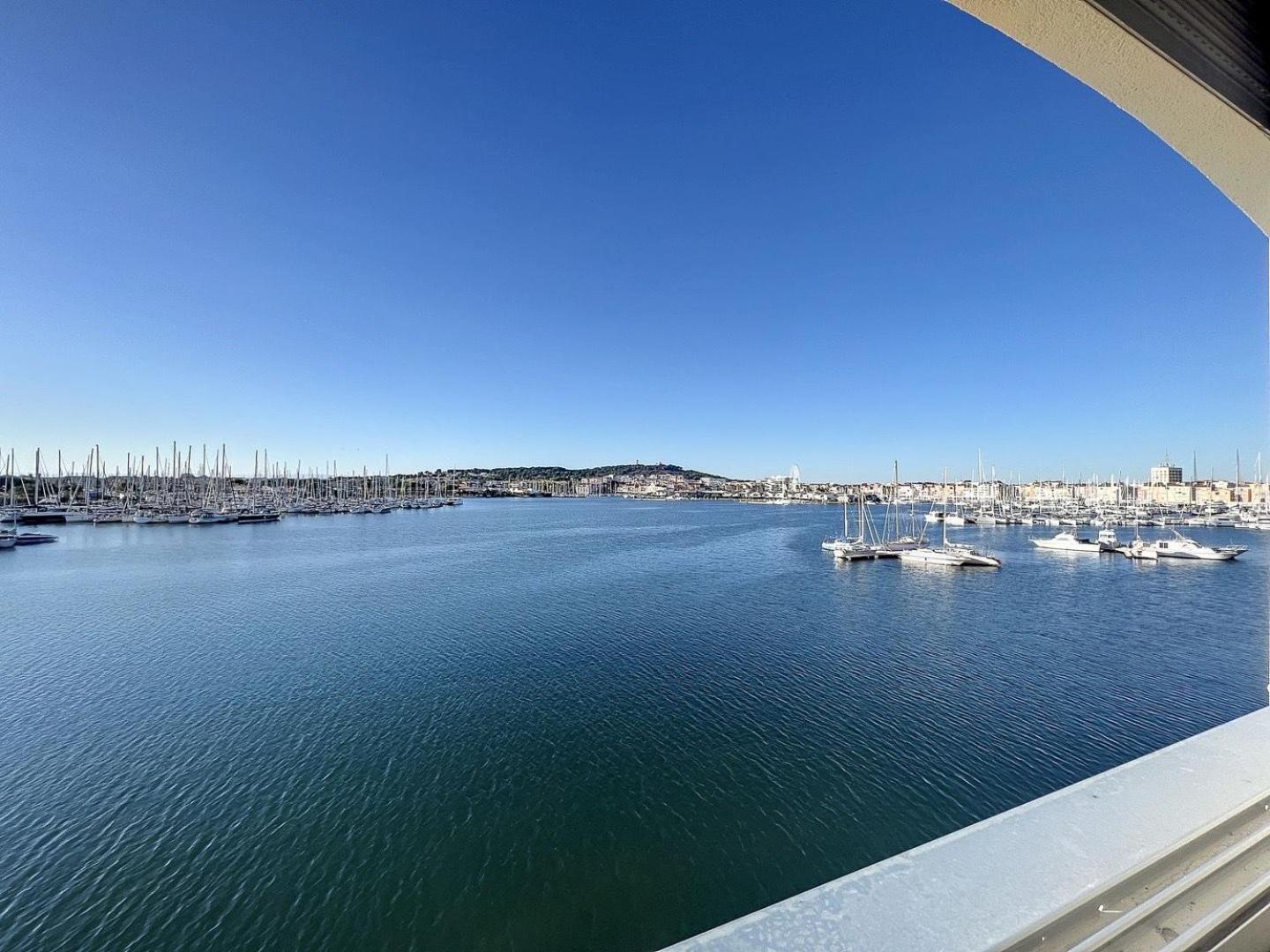 240 Magnifique Deluxe Hammam Vue Apartment